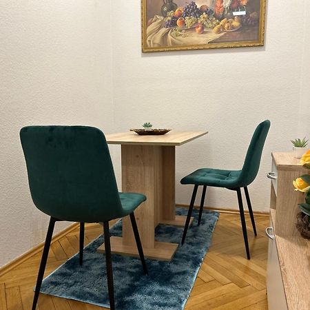 Piano Apartment In Halle Center - Netflix - Free Wifi 1 Zewnętrze zdjęcie